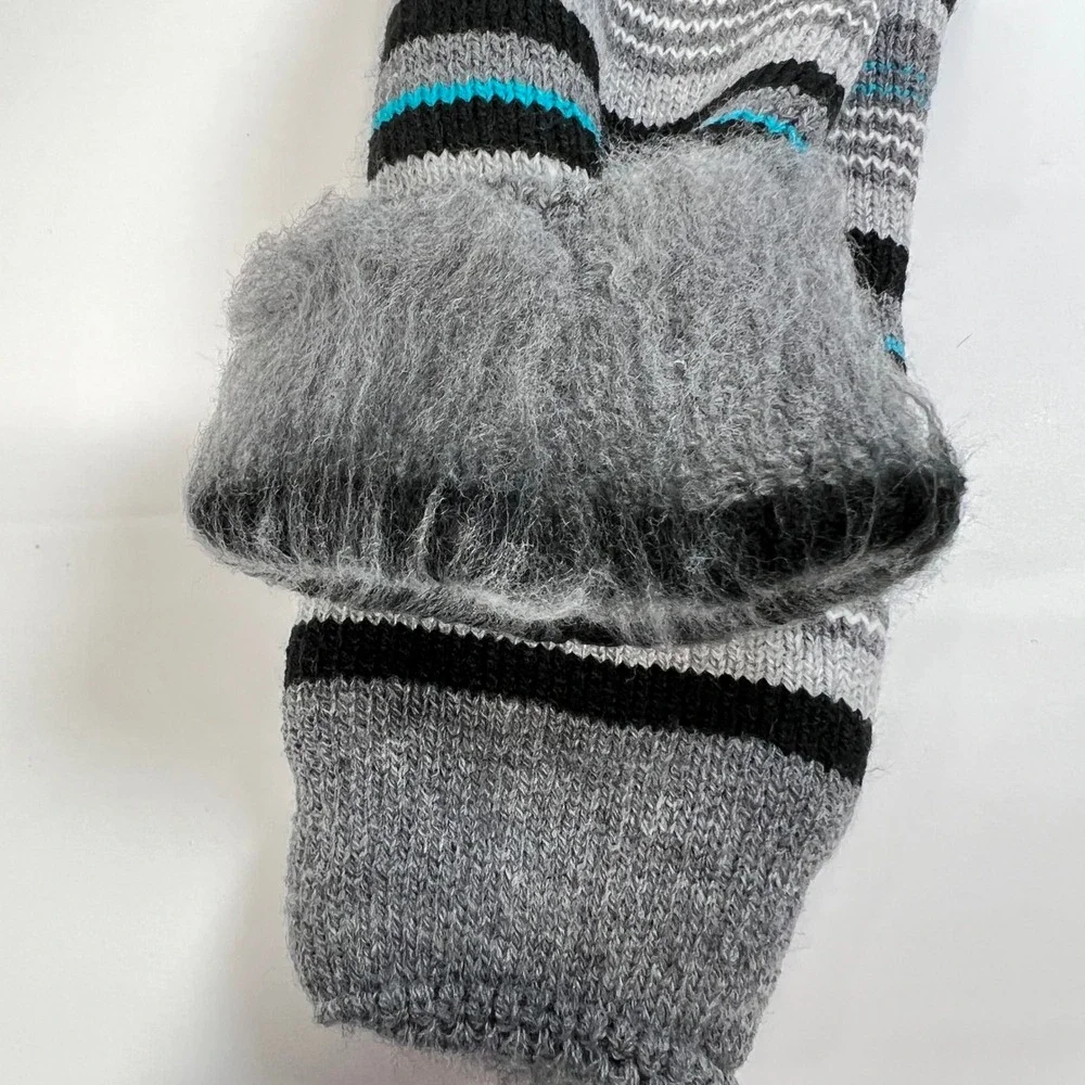 Escape Heat Insulated Thermal Socks Women 9 11 Gray Black Aqua‎ Stripe Cozy Warm